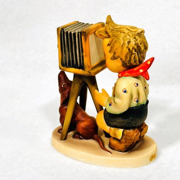 Goebel Hummel #178 "The Photographer" TMK5 - Picture 5 of 12